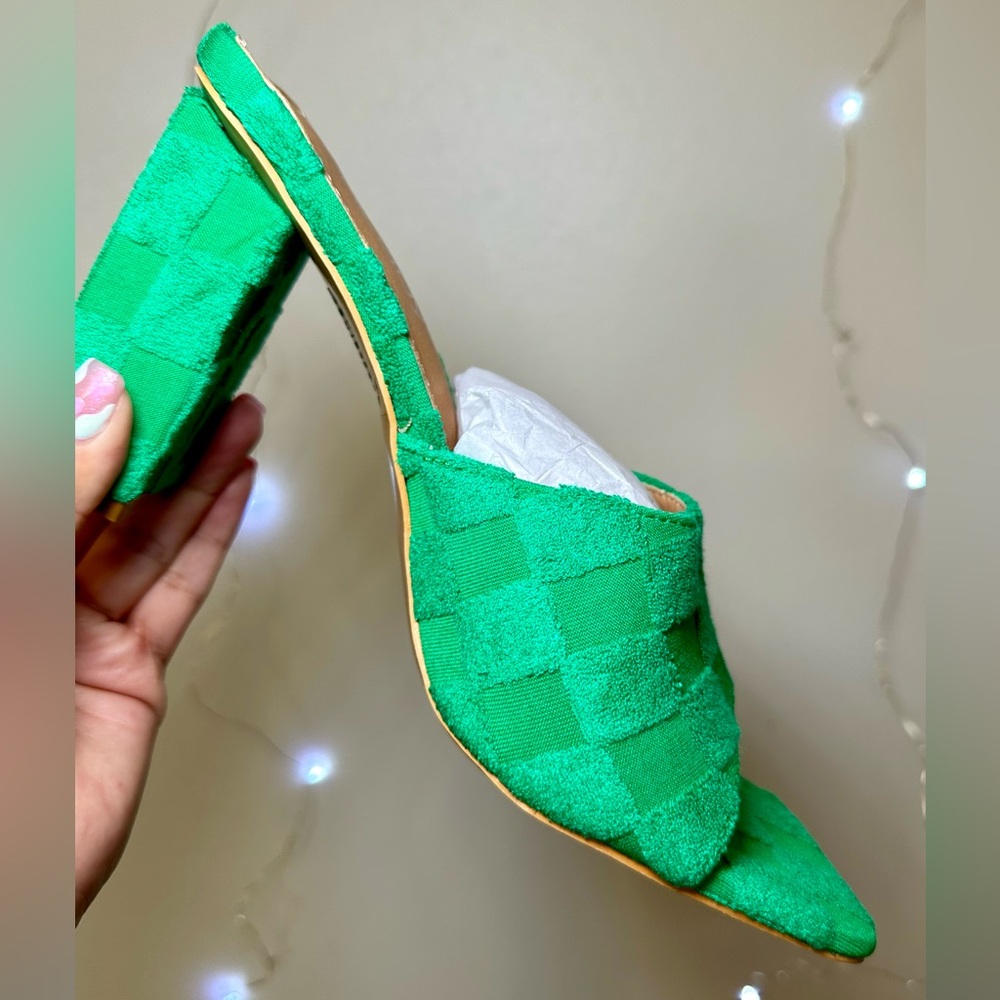 Green 💚 slip ons